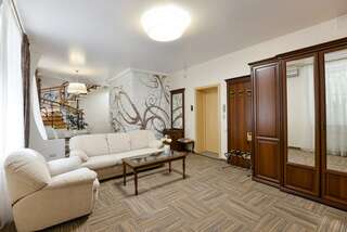 Санаторий Эдем Белокуриха Сюит трехкомнатный в двух уровнях-6